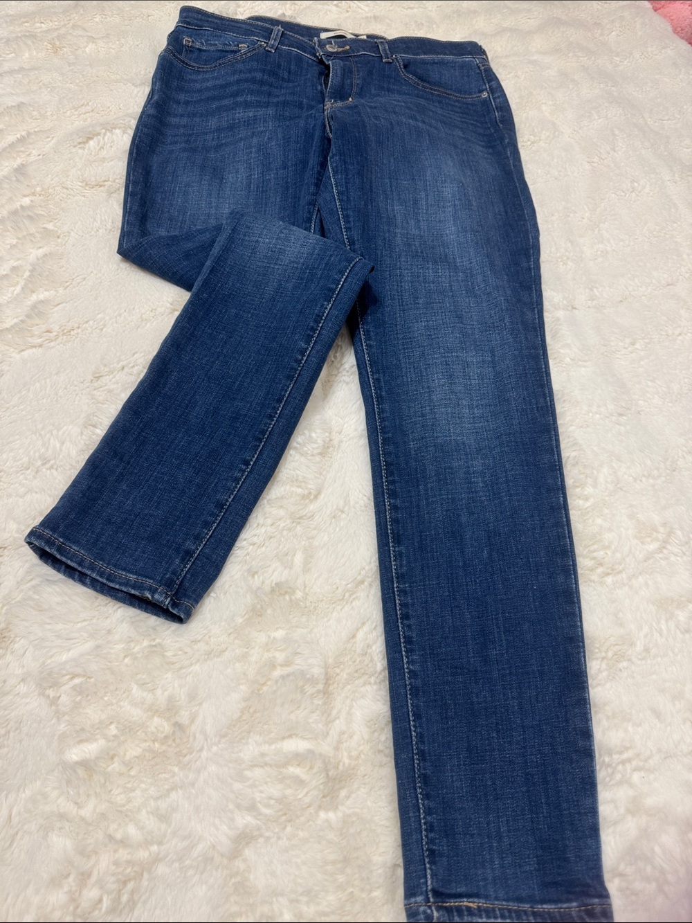 Levi Strauss Classic Women's Dark Blue Straight-Leg Jeans